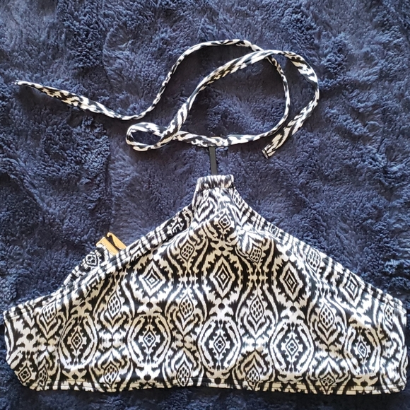 VS black/white bikini. MIXED SIZE. - Picture 2 of 8